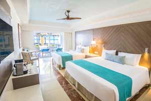 Junior Suite Beachfront Walk-Out rooms at Wyndham Alltra Cancun